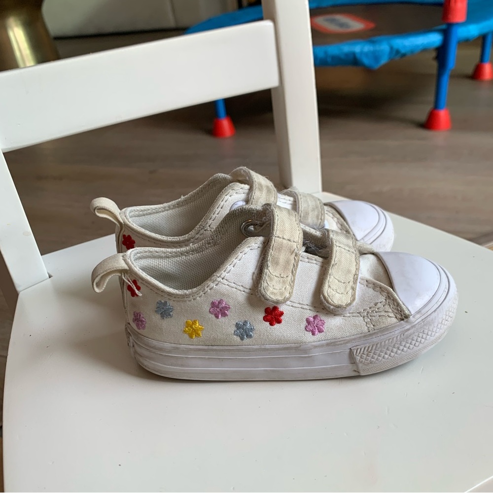 Converse Toddler Easy-On low top 'Floral Embroidery'